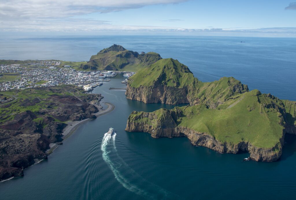 Vestmannaeyjar loftmynd Haukur Snorrason 10p