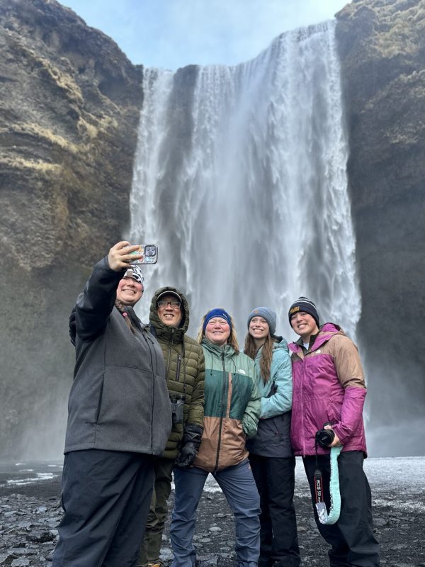 8BF6B4C8-87F0-46EA-B19E-DF8D48C9BB27_1_201_a